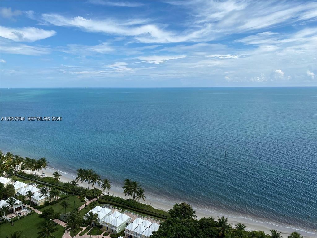 881 Ocean Dr 10E, Key Biscayne, FL 33149