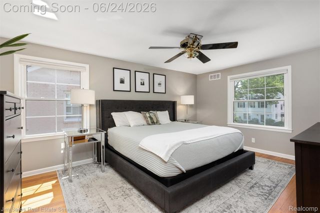 461 Allard Road, Grosse Pointe Farms, MI 48236