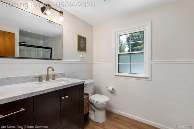 461 Allard Road, Grosse Pointe Farms, MI 48236