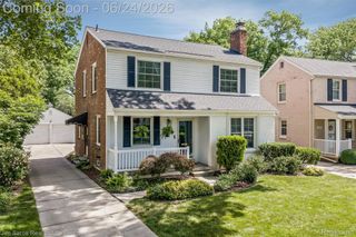 461 Allard Road, Grosse Pointe Farms, MI 48236