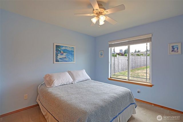 510 Sunnycrest Lane, Camano Island, WA 98282