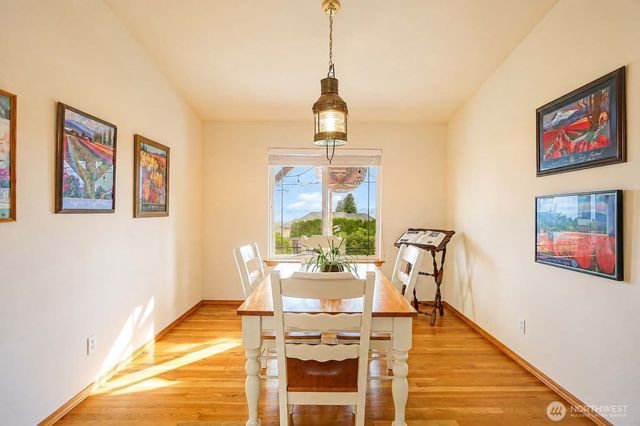 510 Sunnycrest Lane, Camano Island, WA 98282
