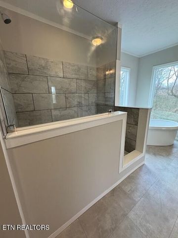 120 Underwood Rd, Sweetwater, TN 37874