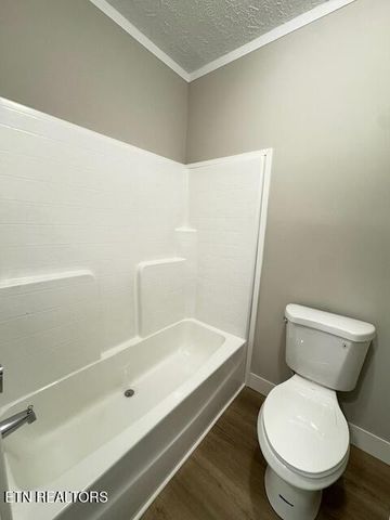 120 Underwood Rd, Sweetwater, TN 37874