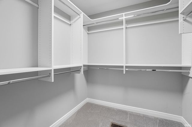 1701 Birch Run, Auburn, IN 46706