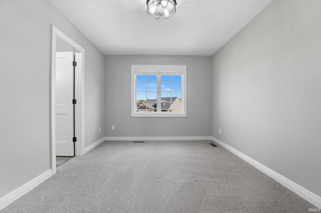 1701 Birch Run, Auburn, IN 46706