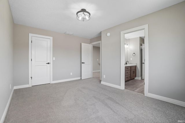 1701 Birch Run, Auburn, IN 46706