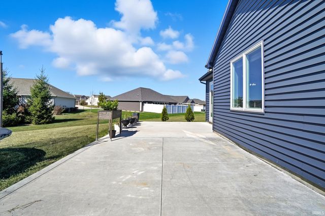 1701 Birch Run, Auburn, IN 46706