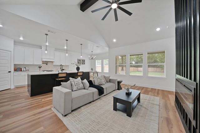 4832 Fitzhugh Avenue, Fort Worth, TX 76105