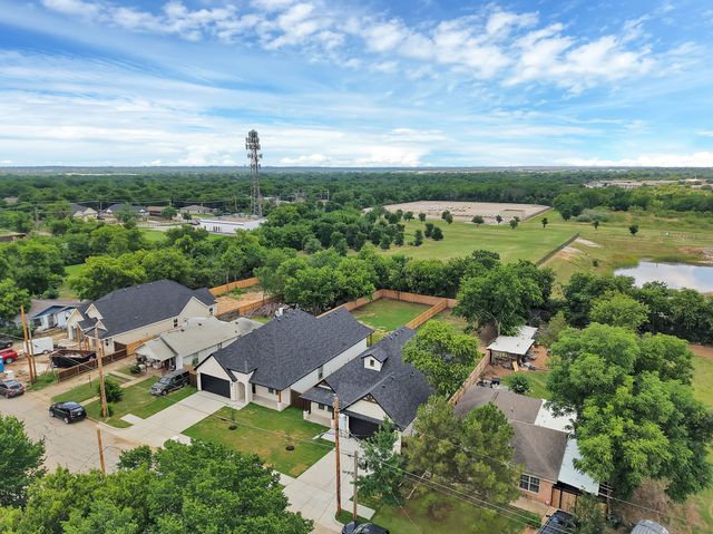 4832 Fitzhugh Avenue, Fort Worth, TX 76105