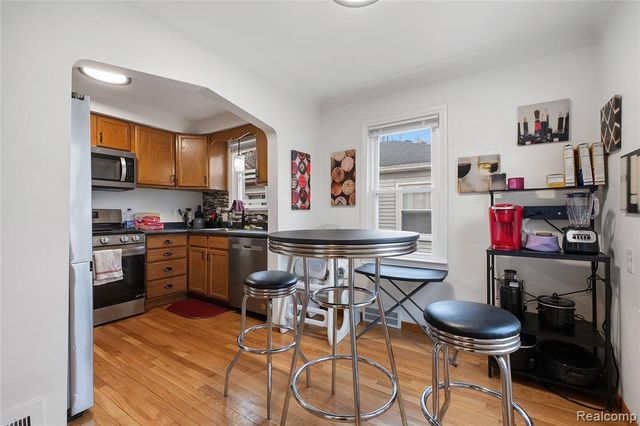 20228 Washtenaw Street, Harper Woods, MI 48225