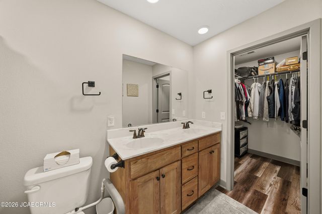 115 SHELTON DRIVE, Holts Summit, MO 65043