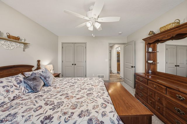 115 SHELTON DRIVE, Holts Summit, MO 65043