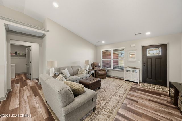 115 SHELTON DRIVE, Holts Summit, MO 65043