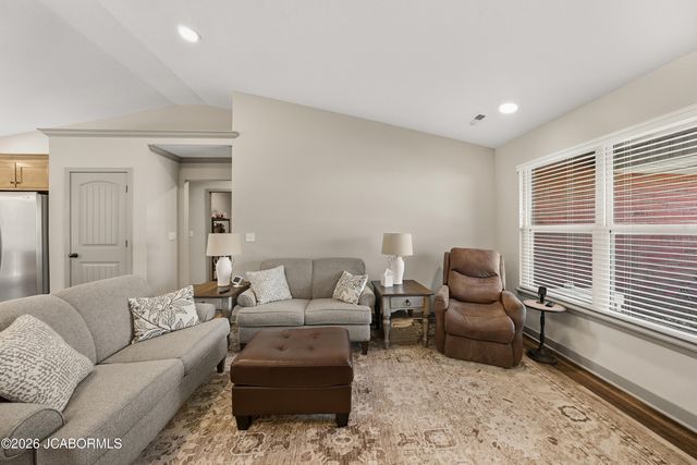 115 SHELTON DRIVE, Holts Summit, MO 65043