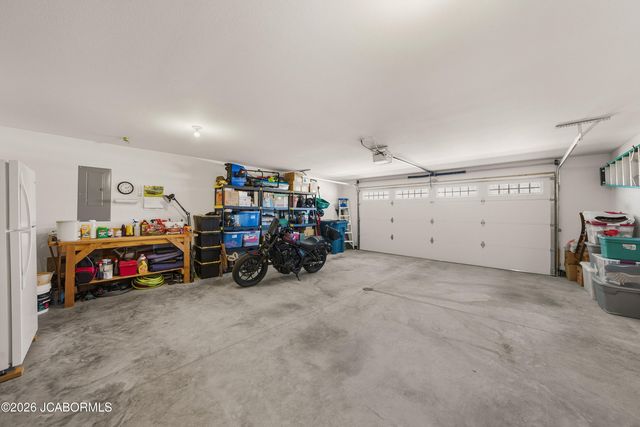 115 SHELTON DRIVE, Holts Summit, MO 65043