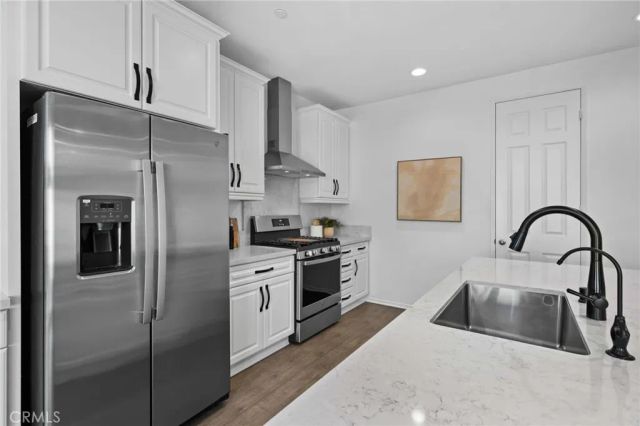 24085 Midvale Court, Corona, CA 92883