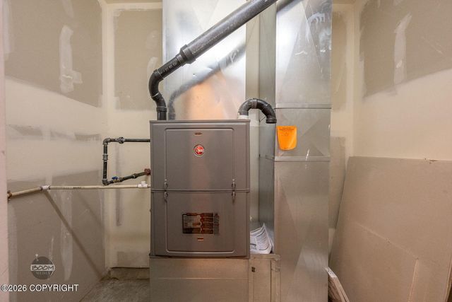 17250 Marijane Street, Anchorage, AK 99516