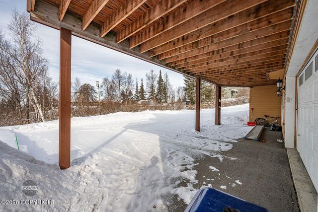 17250 Marijane Street, Anchorage, AK 99516