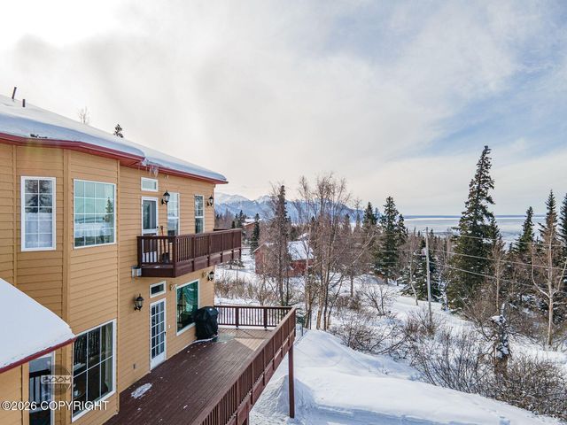 17250 Marijane Street, Anchorage, AK 99516