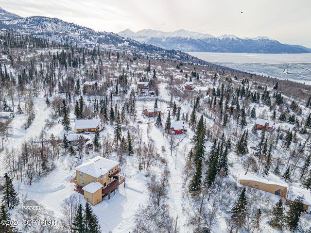 17250 Marijane Street, Anchorage, AK 99516