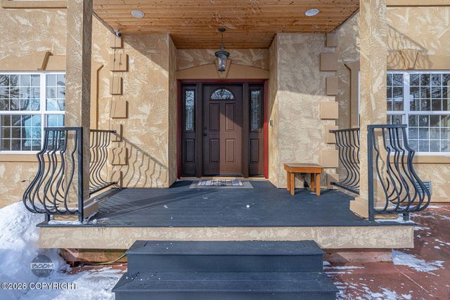 17250 Marijane Street, Anchorage, AK 99516