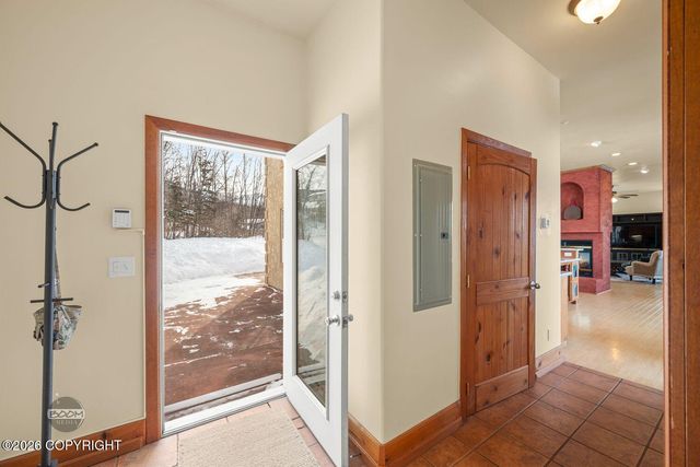 17250 Marijane Street, Anchorage, AK 99516