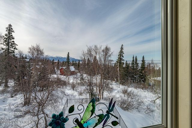 17250 Marijane Street, Anchorage, AK 99516