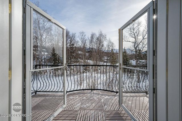 17250 Marijane Street, Anchorage, AK 99516