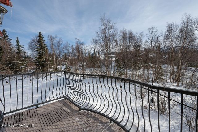 17250 Marijane Street, Anchorage, AK 99516