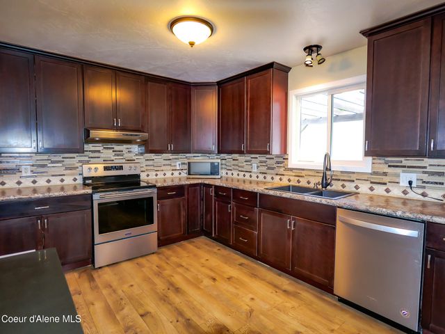 9684 N Melrose ST, Hayden, ID 83835