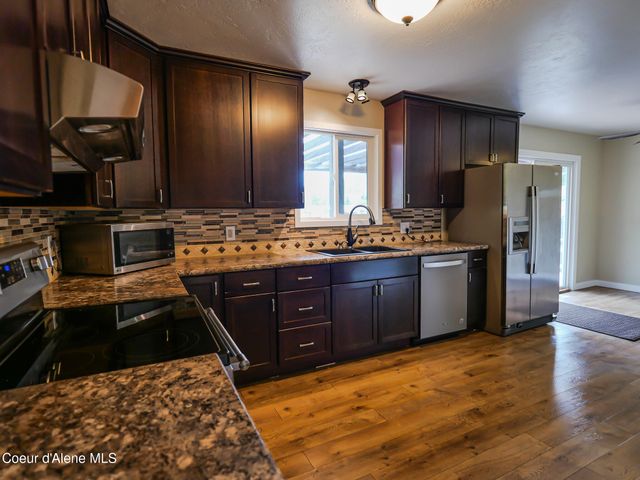9684 N Melrose ST, Hayden, ID 83835