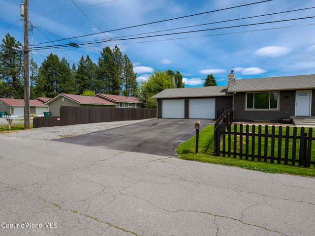 9684 N Melrose ST, Hayden, ID 83835