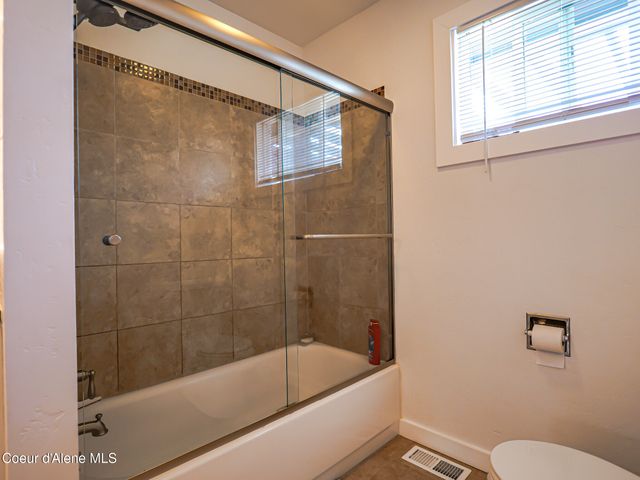 9684 N Melrose ST, Hayden, ID 83835