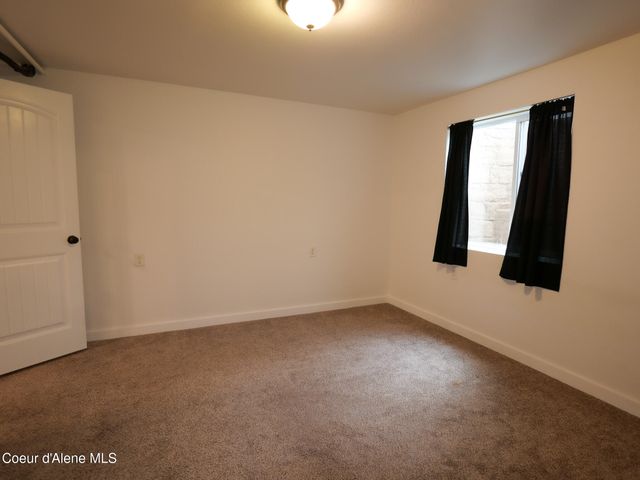 9684 N Melrose ST, Hayden, ID 83835