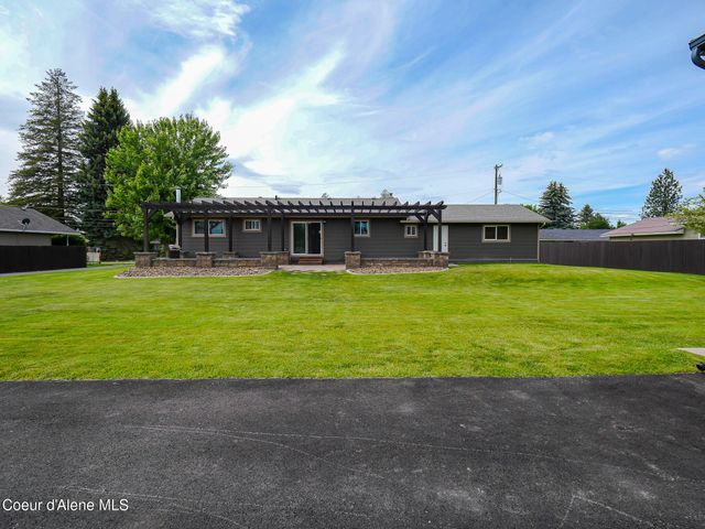 9684 N Melrose ST, Hayden, ID 83835