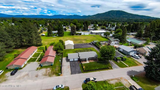 9684 N Melrose ST, Hayden, ID 83835