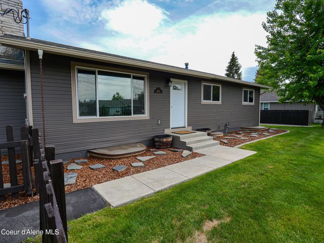 9684 N Melrose ST, Hayden, ID 83835