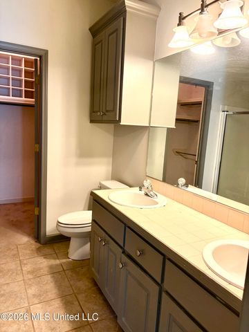316 Creston Court, Ridgeland, MS 39157