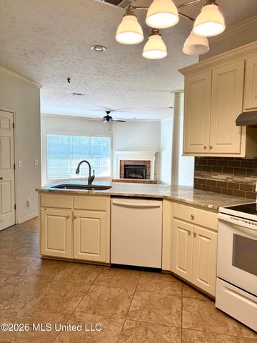 316 Creston Court, Ridgeland, MS 39157