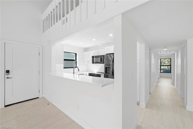 736 Donax ST, Sanibel, FL 33957