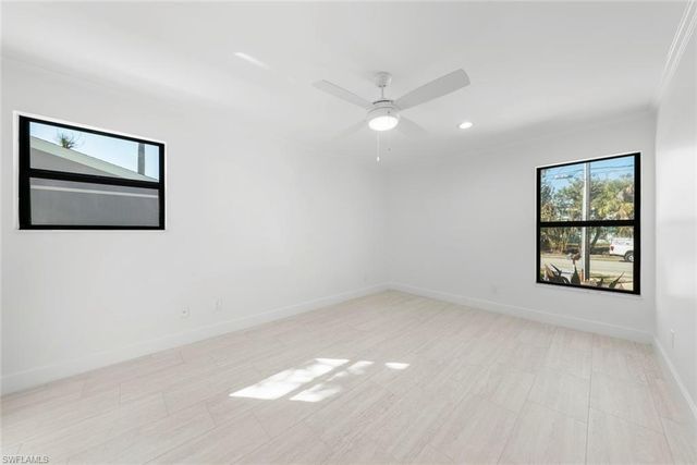 736 Donax ST, Sanibel, FL 33957