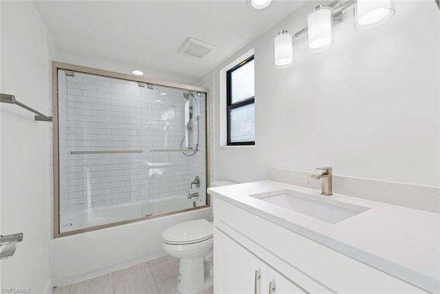 736 Donax ST, Sanibel, FL 33957