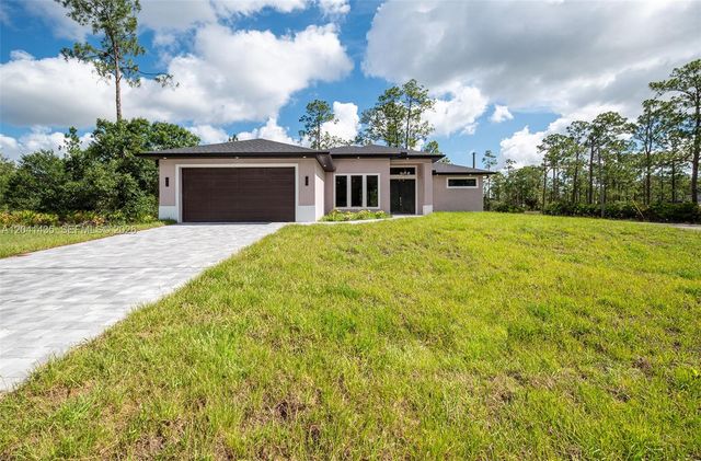 3207 E 10th Street, Lehigh Acres, FL 33972