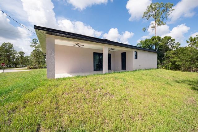 3207 E 10th Street, Lehigh Acres, FL 33972