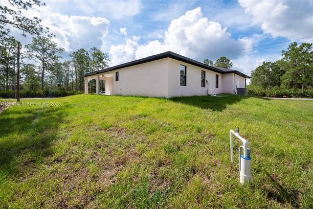 3207 E 10th Street, Lehigh Acres, FL 33972