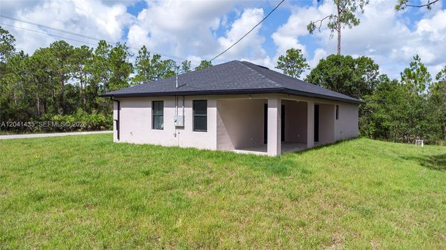 3207 E 10th Street, Lehigh Acres, FL 33972