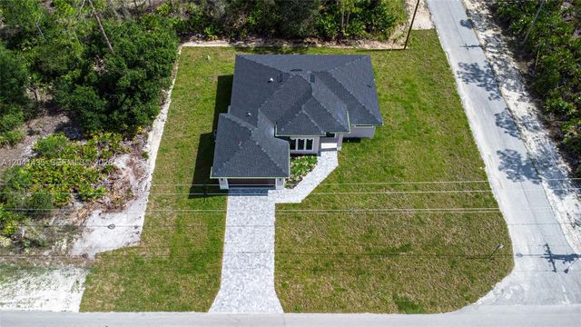3207 E 10th Street, Lehigh Acres, FL 33972