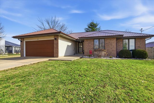 522 S Division Street, Seymour, MO 65746