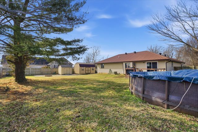 522 S Division Street, Seymour, MO 65746